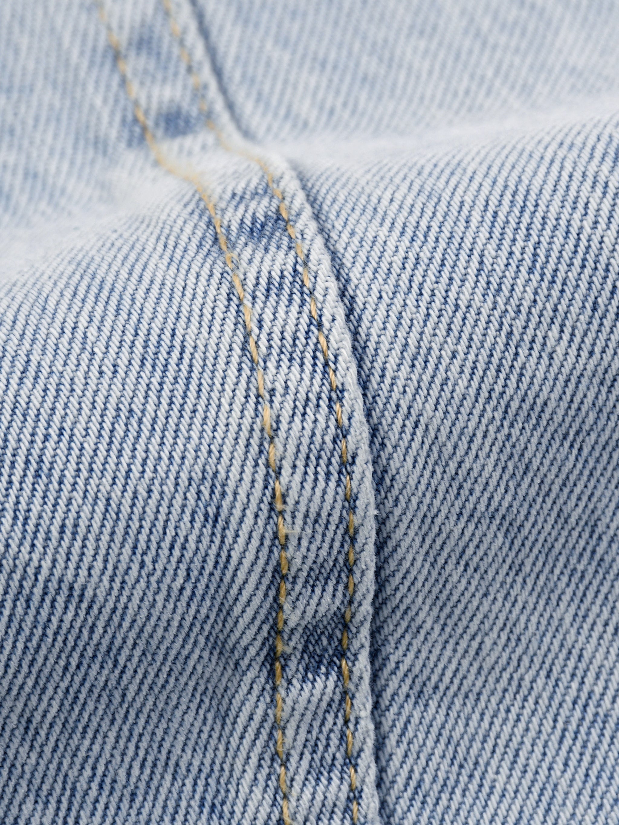 Vintage Wash Barrel Jeans – Light Blue